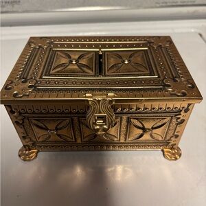 Blue Bird Silver Confectionery Tin Rare to find box jewerly